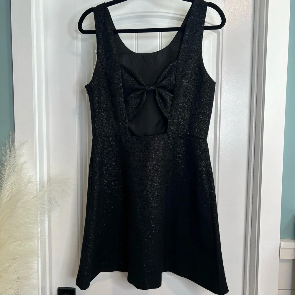 Cooperative Urban Outfitters Sparkly Black Bow Mini Dress. Size 10. NWT.‎